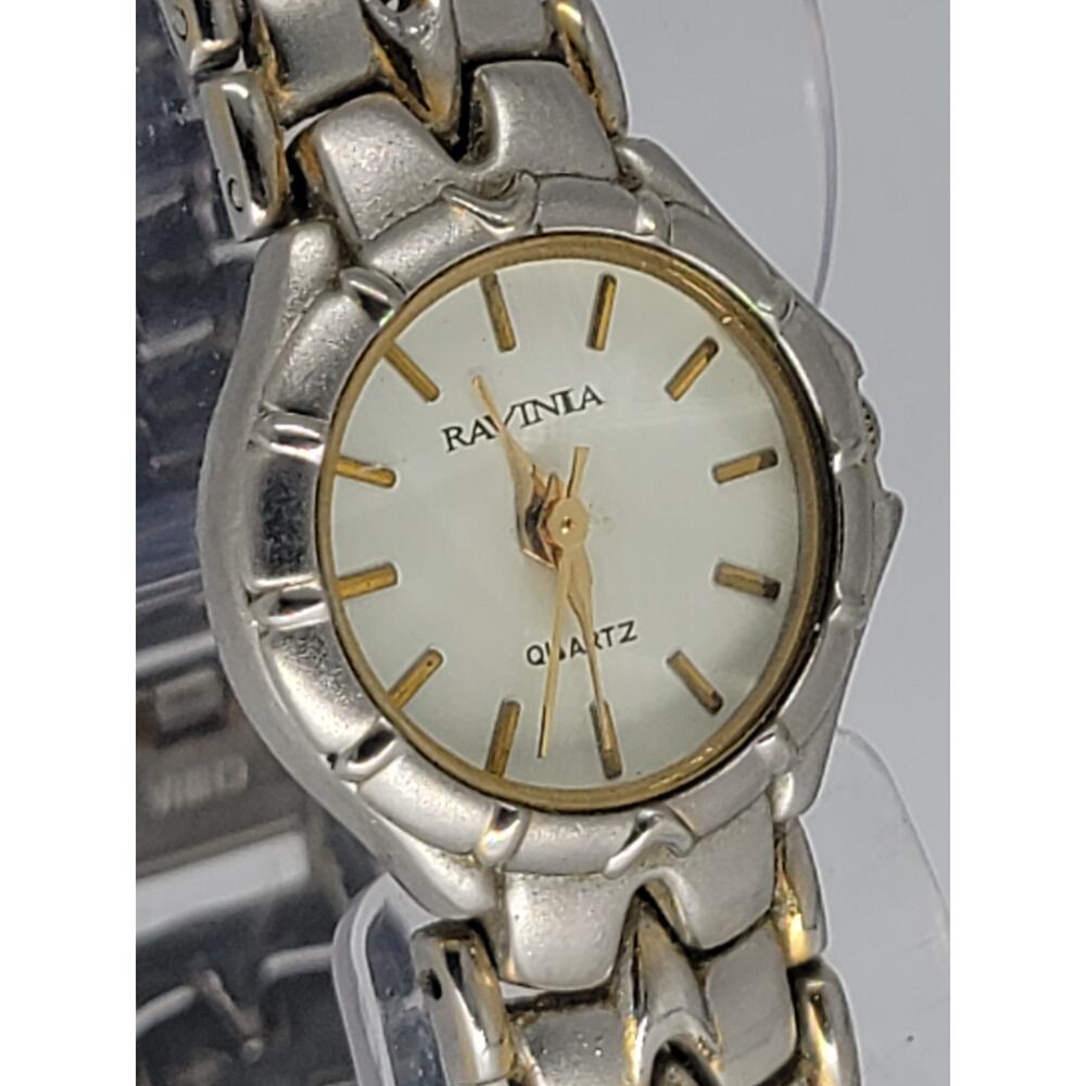 Ravinia Woman's Stylish Sleek stainless steel Watch 701509